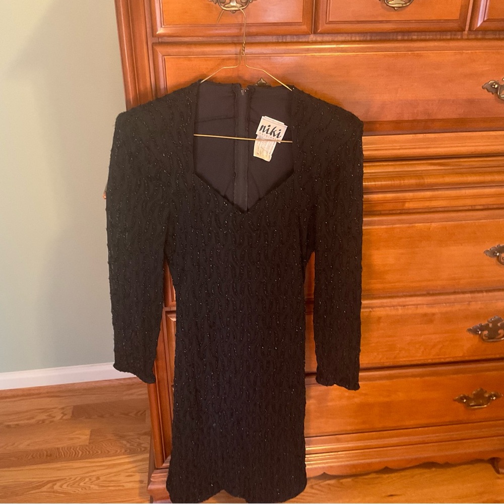 Vintage Black Long Sleeve Women's Cocktail Style Dress